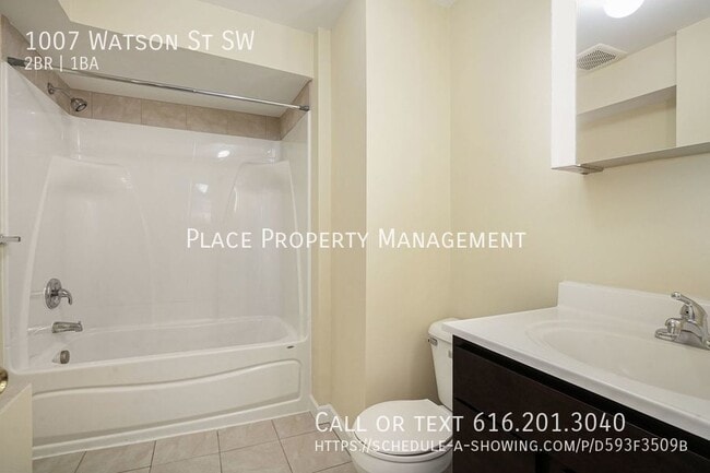 Building Photo - 1007 Watson St SW