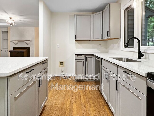 Building Photo - 2112 Autumn Oaks Ln