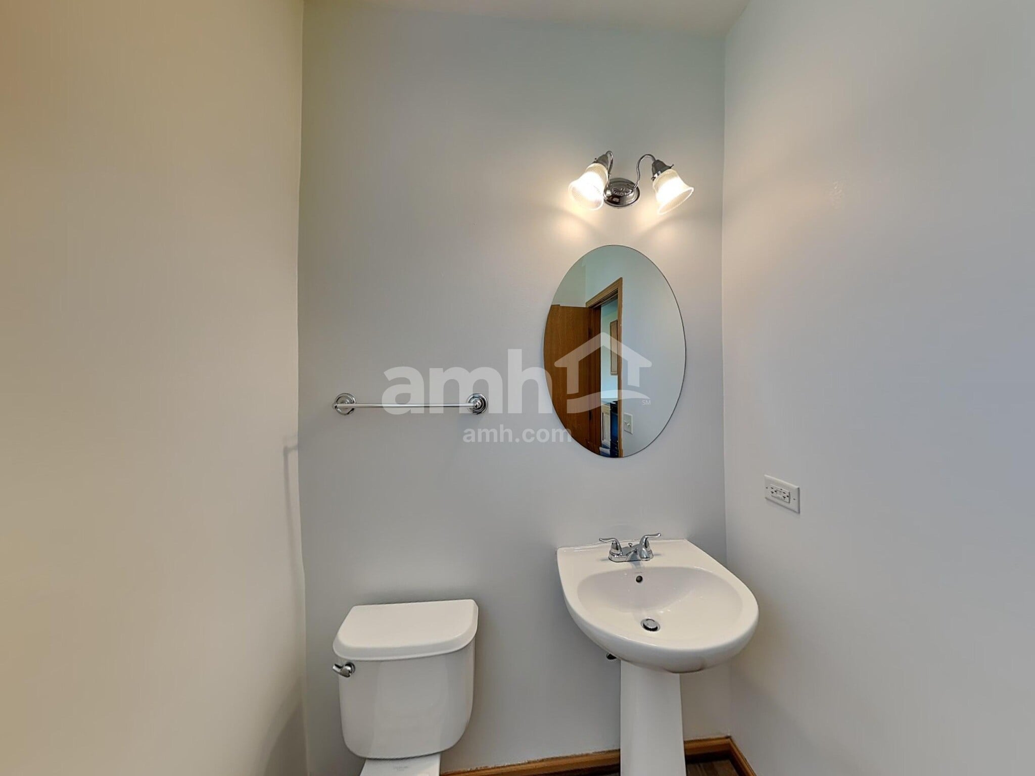 Building Photo - 25222 Declaration Dr