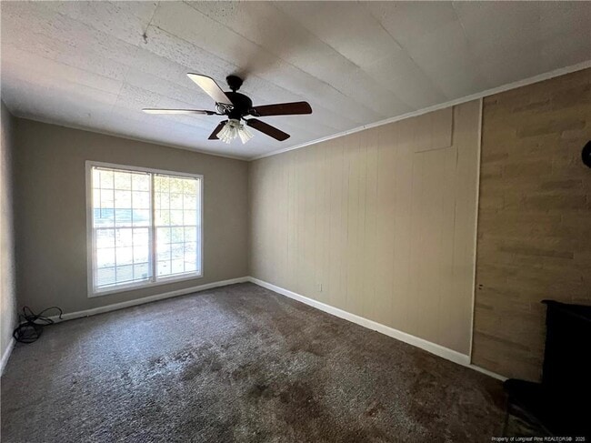 Building Photo - 1602 Crescent Dr