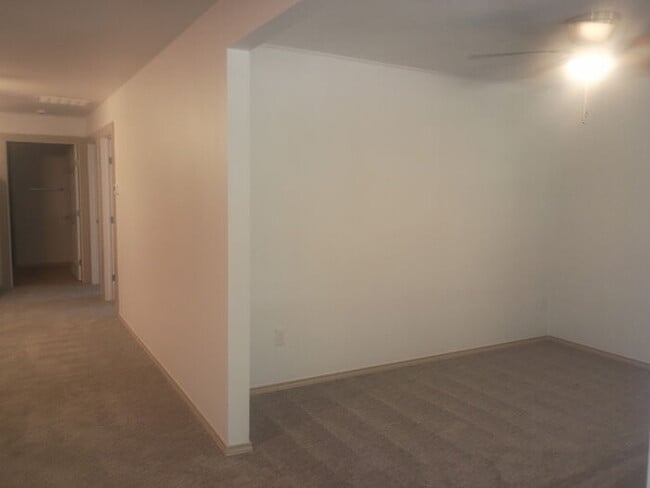 Building Photo - This one has it ALL! Rare with privacy and views! Large shed and truck/boat storage!