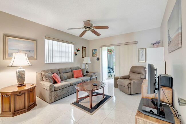 Building Photo - 129 Normandy Ln
