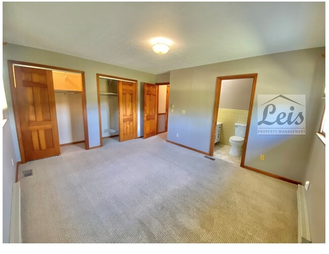 Building Photo - 3520 Ditmer Rd