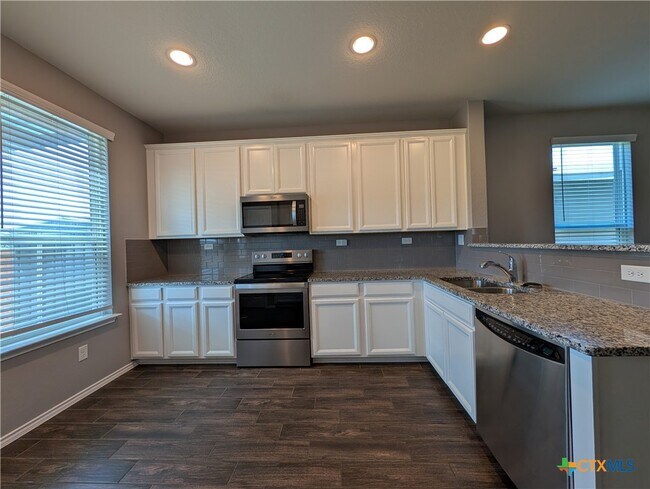 Building Photo - 357 Autumn Blaze