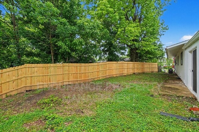 Building Photo - 9500 Ridgemoor Ave