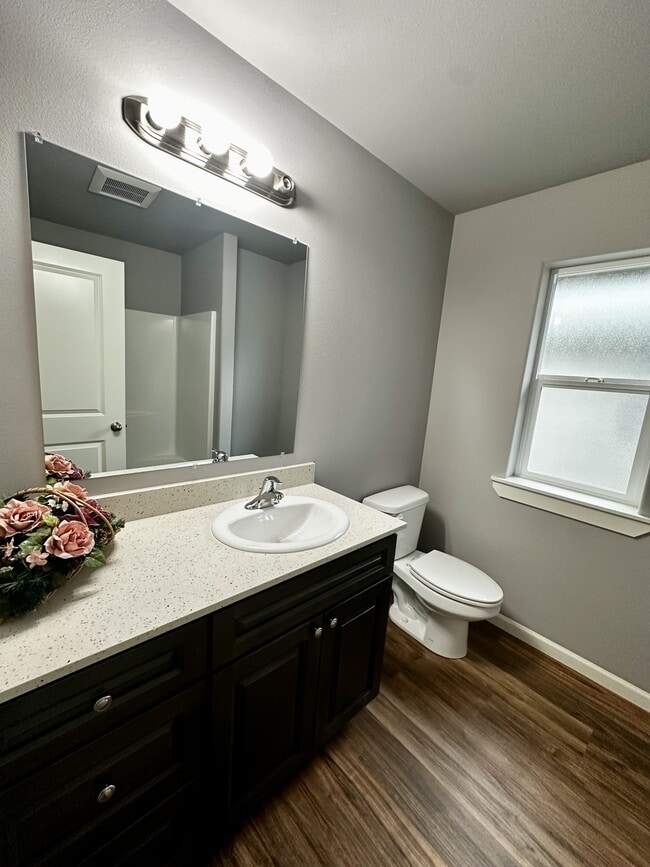 Building Photo - 3752 Peter Ln NE