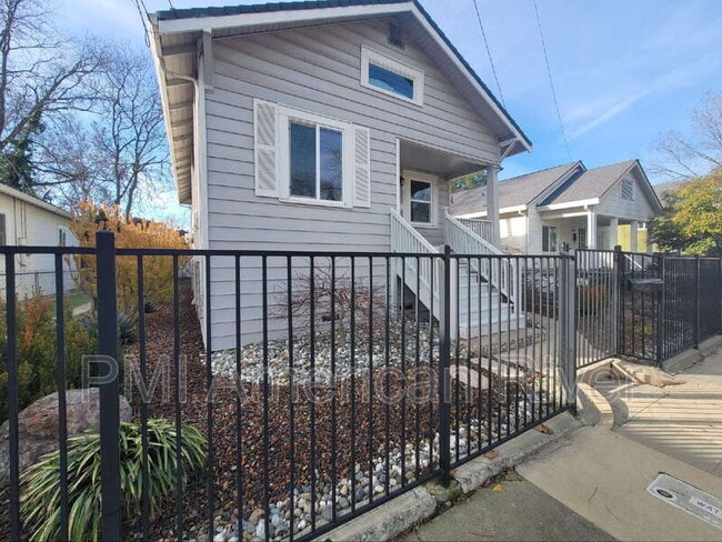 Building Photo - 3102 40th St