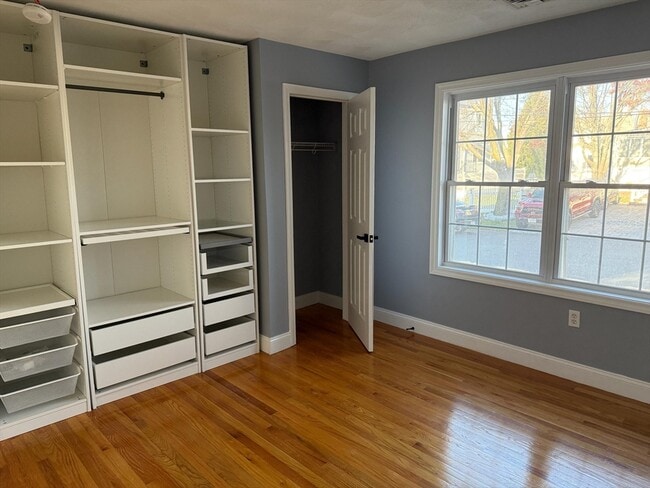 Building Photo - 610 Washington St