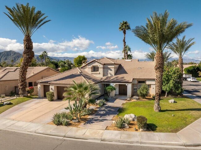 Building Photo - Ocotillo Private Oasis & Pool Monthly