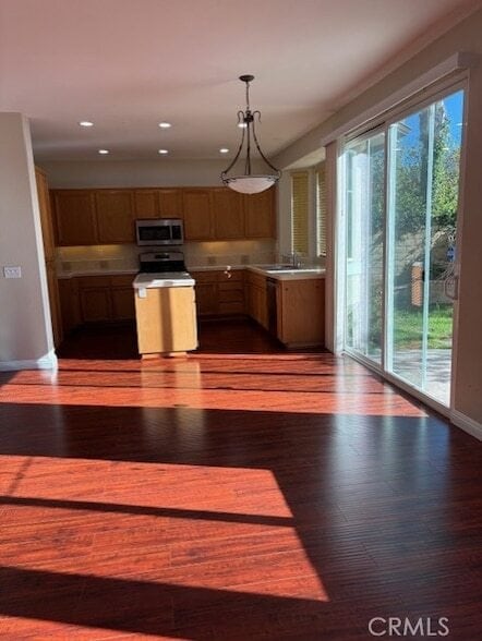 Building Photo - 5824 Oak Fern Ct