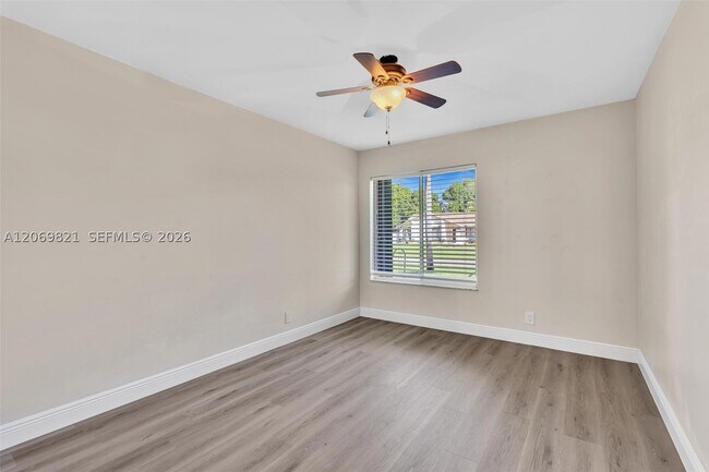 Building Photo - 18232 104th Terrace S