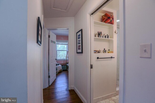 Building Photo - 3104 Gumwood Dr