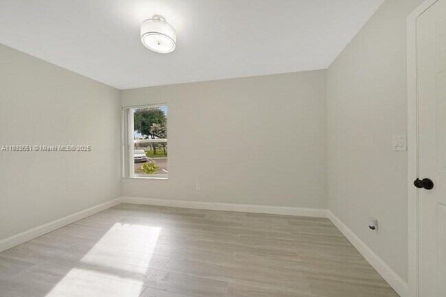 Building Photo - 17325 NW 67th Ct