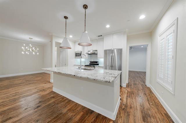 Building Photo - 4133 Hyer St