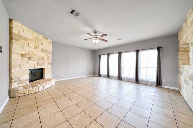 Building Photo - 4818 Seabird St