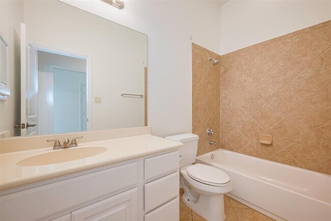 Building Photo - 13315 Peach Orchard Ln