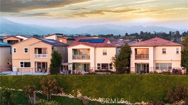 Building Photo - 539 Serrano Summit Dr