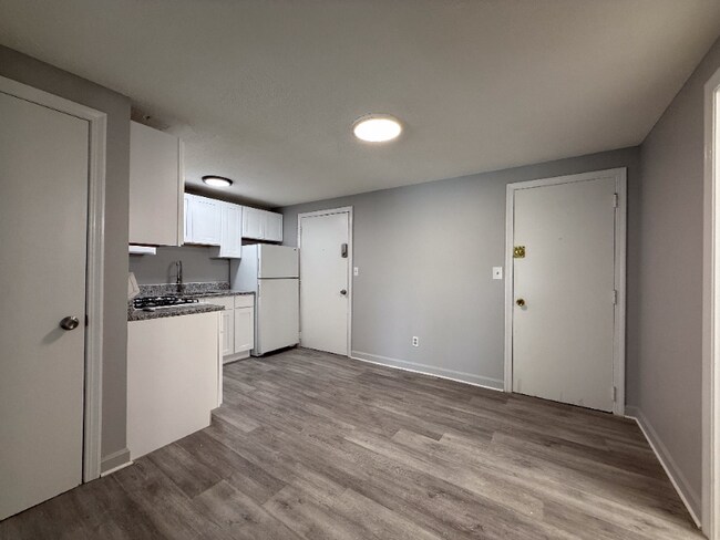 Building Photo - 37 Delmont St