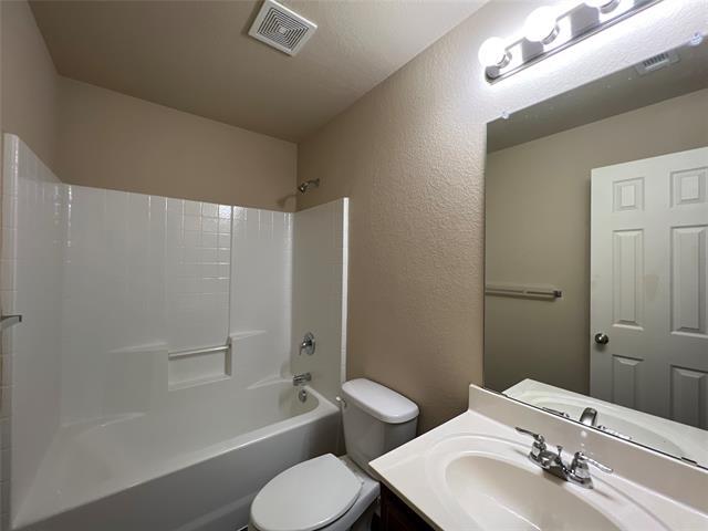 Building Photo - 4212 Mantis St