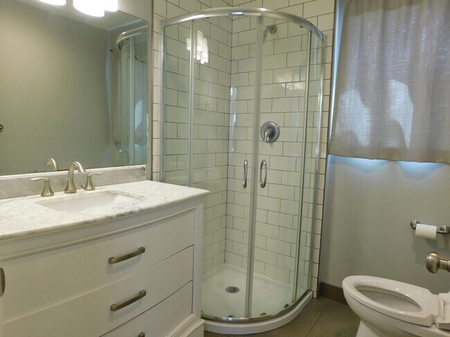 Building Photo - 1346 Texas Ave