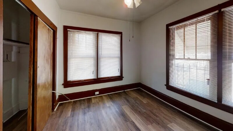Building Photo - 1624 W 31st St