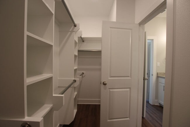 Building Photo - Luxury 3 Bedroom 2 Bath Townhomes in Bullard ISD!