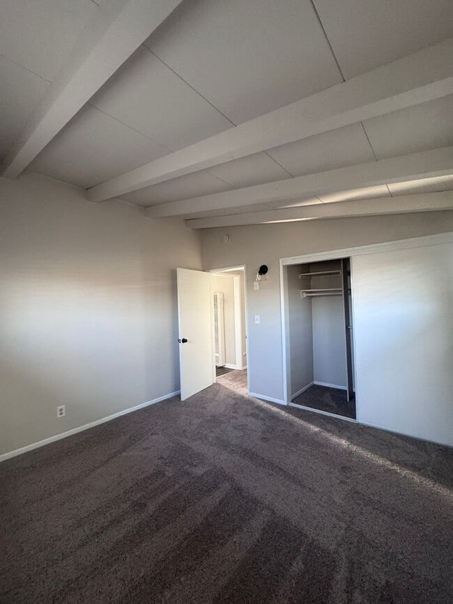 Building Photo - 671-677 Illinois Avenue