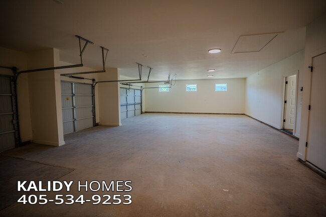Building Photo - 1754 Kalidy Dr
