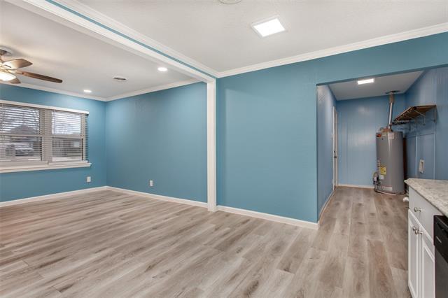 Building Photo - 926 Powell Rd