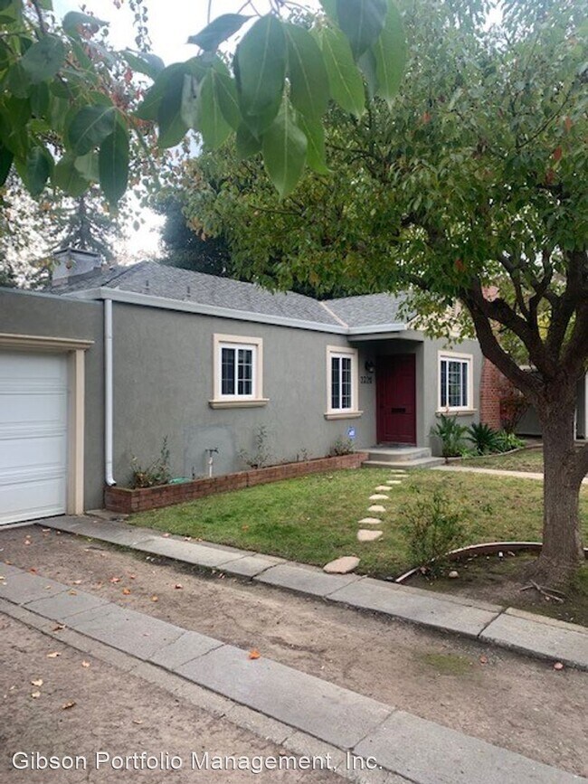 Building Photo - 2 br, 1 bath House - 2220 Hanover Street