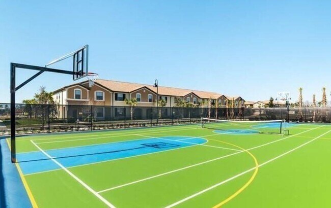 Building Photo - 8811 Geneve Ct