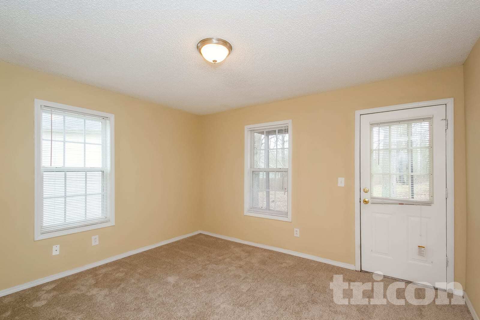 Building Photo - 500 Devcon Ln