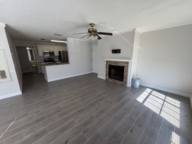 Building Photo - Lake Mary - 3 Bedroom, 2 Bathroom - $1995.00