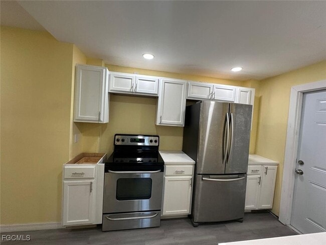 Building Photo - 128 Eucalyptus Ct