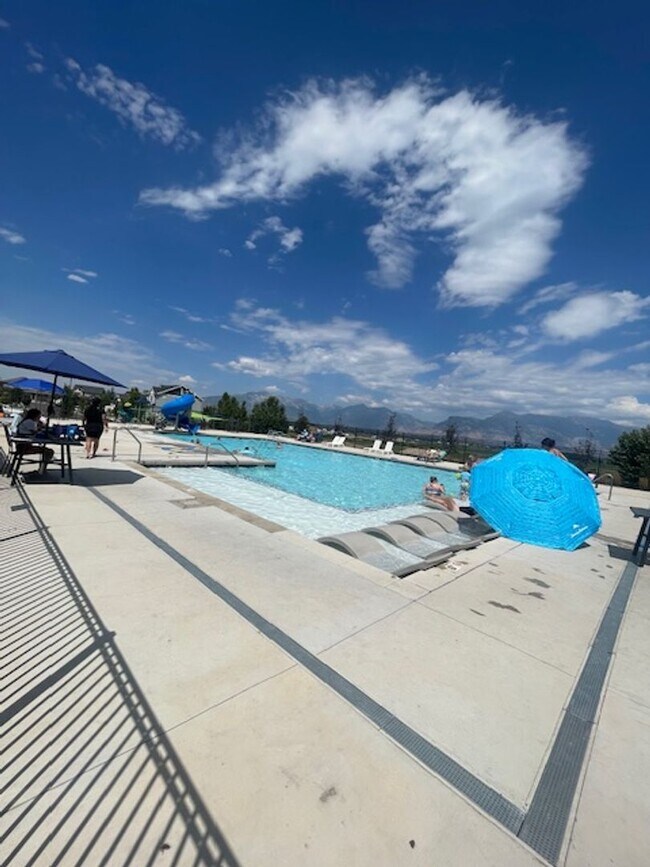 Building Photo - NEW Saratoga Springs Home