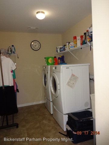 Building Photo - 6 br, 4 bath House - 2 Registry Way
