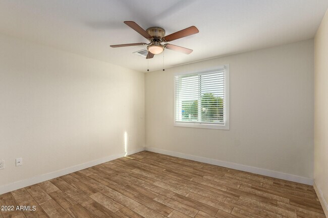 Building Photo - 13838 N 37th Way
