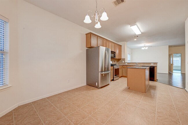 Building Photo - 18218 Barkers Green Way