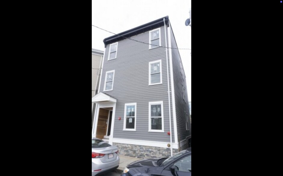 Primary Photo - 73 Morris St