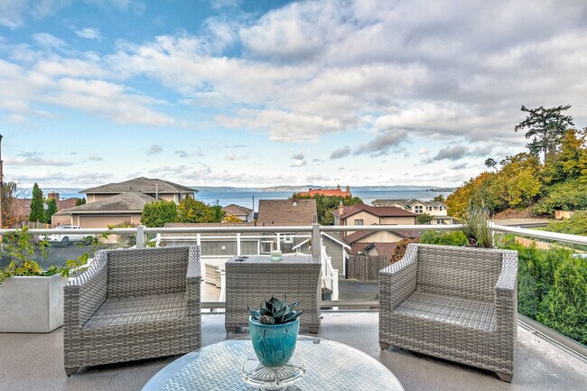 Building Photo - 2724 N Starr St