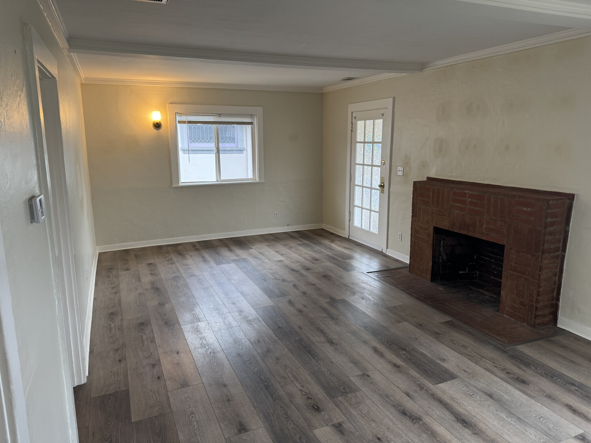 Building Photo - 4056 Santa Rita St