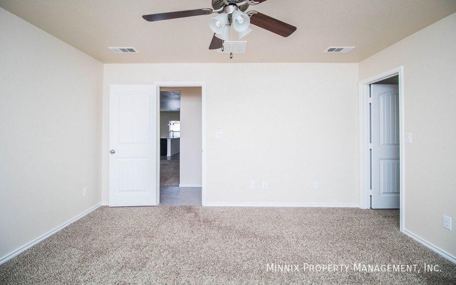 Building Photo - 1519 Rattler Ln