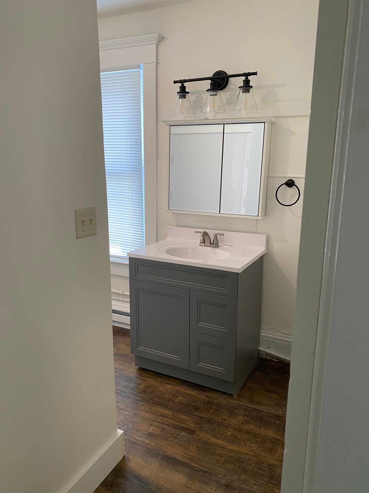 Building Photo - 629 N Barstow St