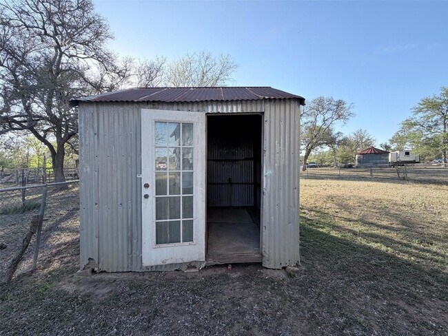 Building Photo - 1504 Watterson Rd