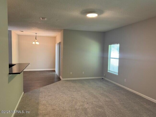 Building Photo - 14014 Summer Breeze Dr