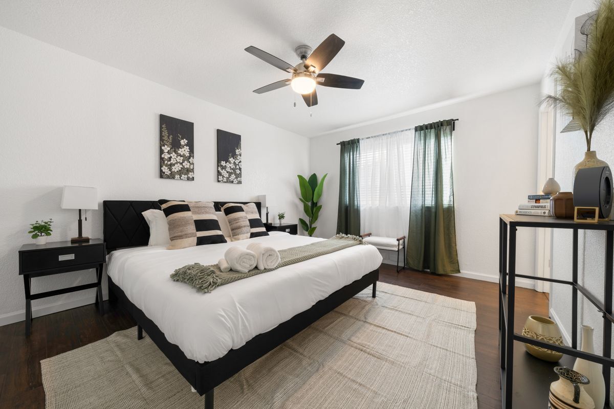 Building Photo - 10609 Olson Dr