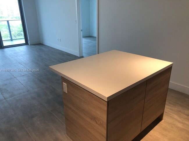 Building Photo - 16385 Biscayne Blvd