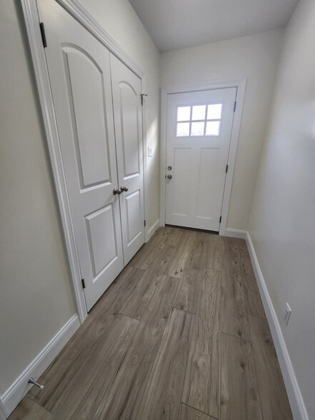 Building Photo - 9-08 150th St