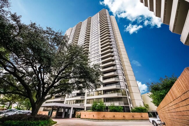 Building Photo - 15 Greenway Plaza
