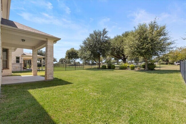 Building Photo - 1509 Greenside Dr